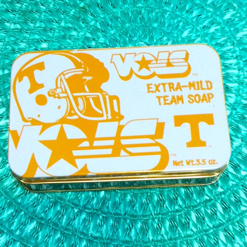 Vtg NWOT Collectible UT Vols Soap and Tin. Classic